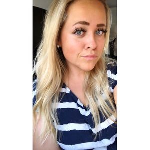 Meet your Posher, Victoria